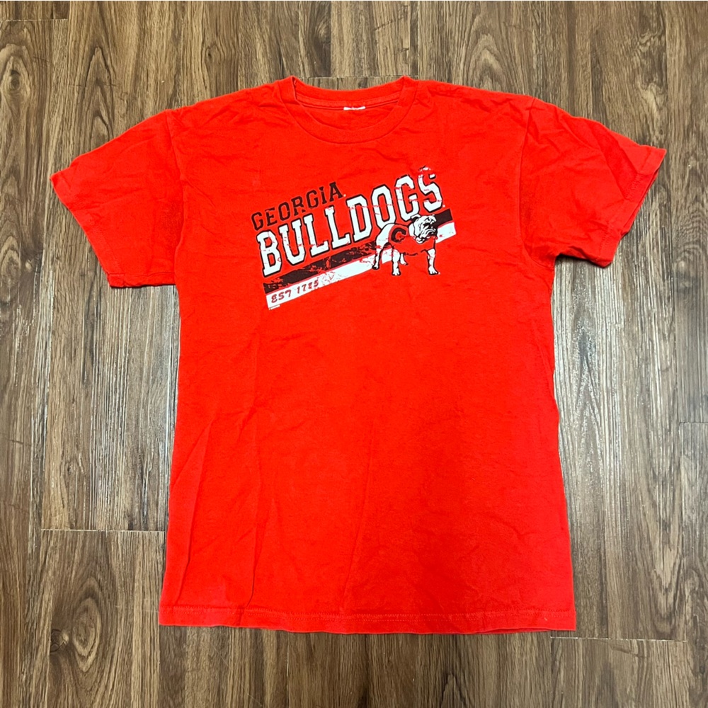 Georgia Bulldogs Vintage Logo Unisex Tshirt Red Size Medium M Gameday Top UGA